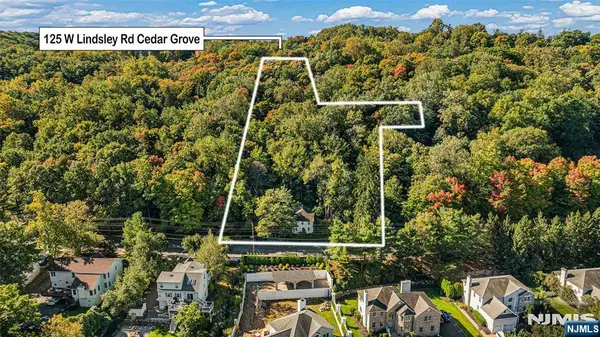 125 Lindsley Road, Cedar Grove, NJ 07009