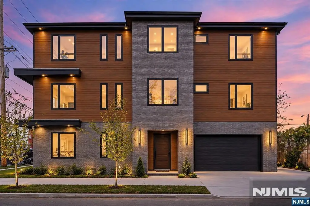 97 W 9th Avenue, Newark, NJ 07107 - #1