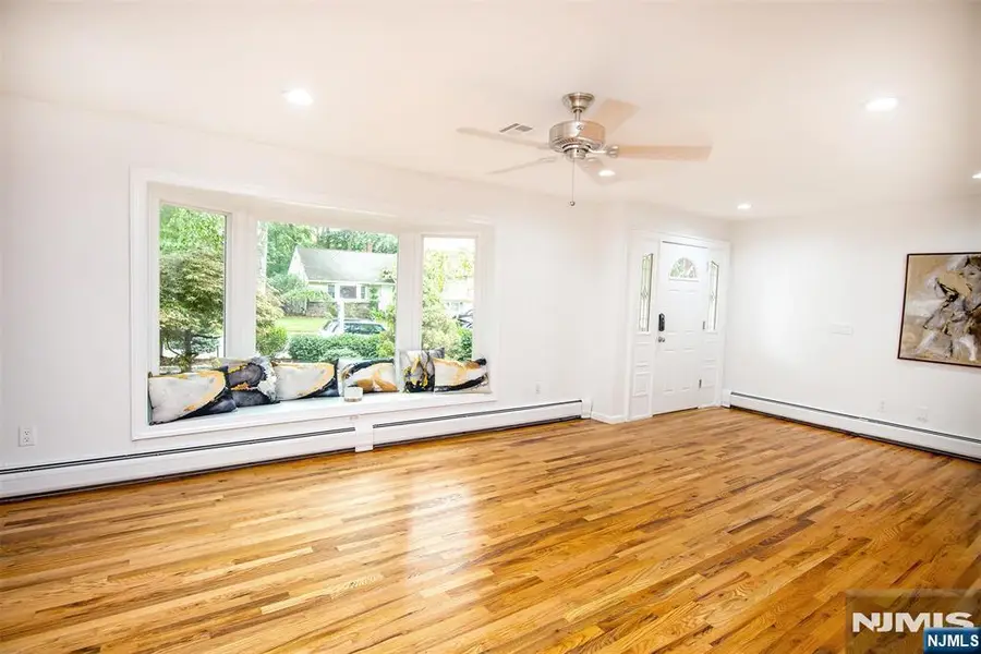 21 Hopkins Street, Hillsdale, NJ 07642 - #3