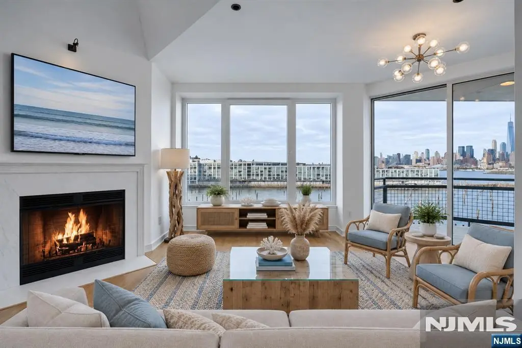 600 Harbor Boulevard 1019, Weehawken, NJ 07086 - #1