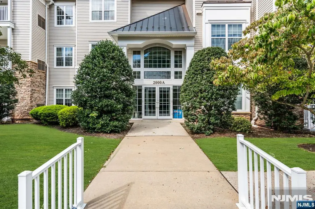 2304 Conrad Way 2304 Building 2, Franklin Center, NJ 08873 - #1
