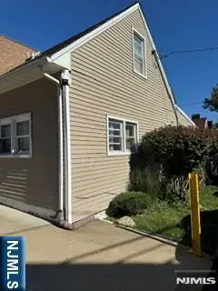 9 Woodside Place, Newark, NJ 07104 - #3