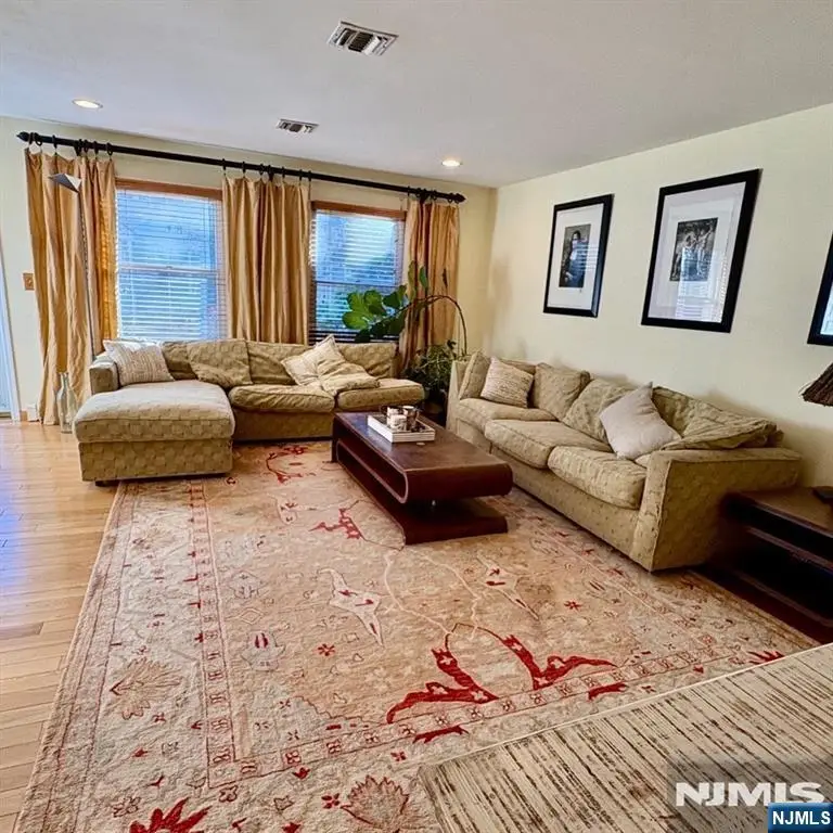 56 Hawthorne Avenue B, Park Ridge, NJ 07656 - #2