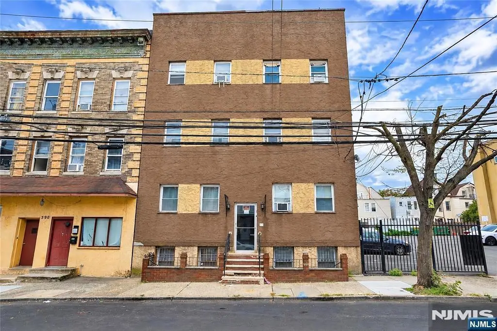 592 6th Street 1108, Newark, NJ 07107 - #1
