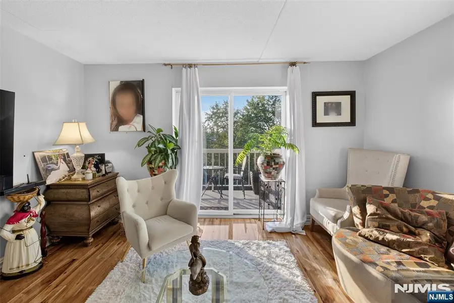 38 Moonachie Road 315, Hackensack, NJ 07601 - #3