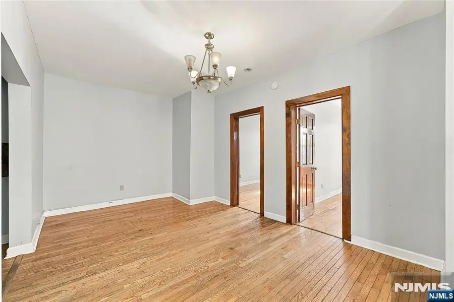 258 Clendenny Avenue 3, Jersey City, NJ 07304 - #3