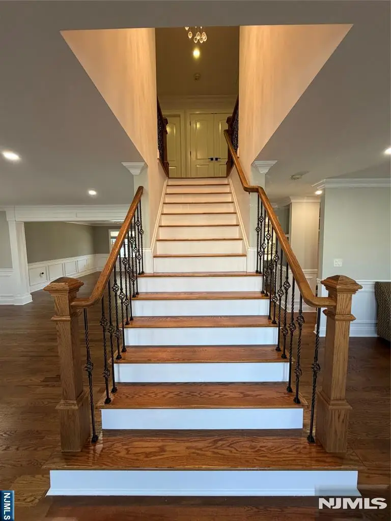 332 Kipp Avenue, Elmwood Park, NJ 07407 - #3