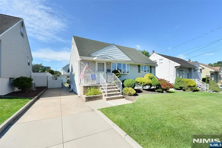 186 Palmer Terrace, Wood Ridge, NJ 07075 - #2