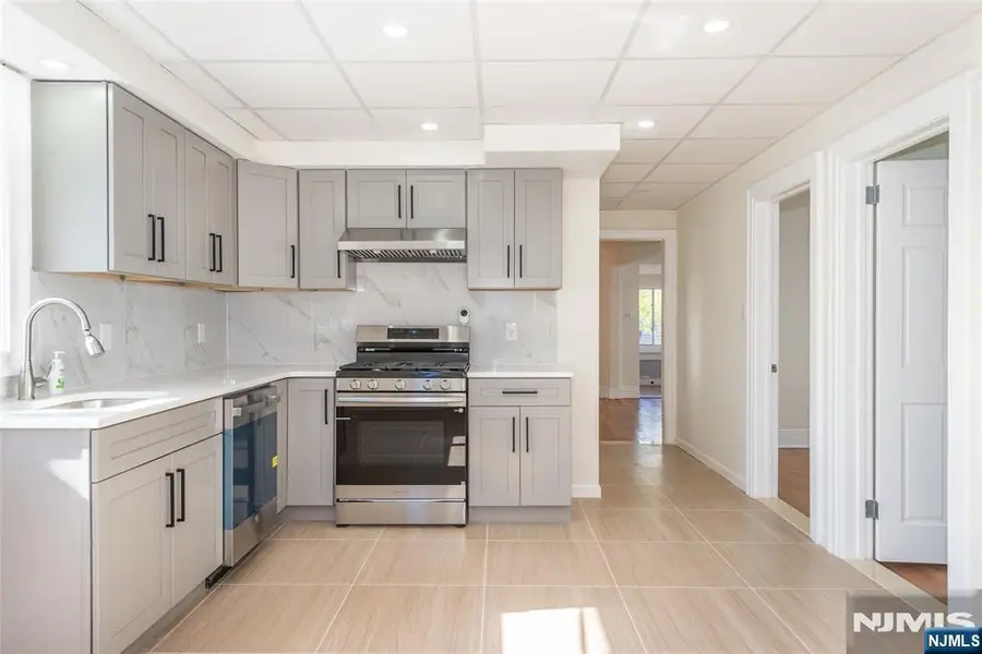 1027 23rd Street, Paterson, NJ 07513 - #2