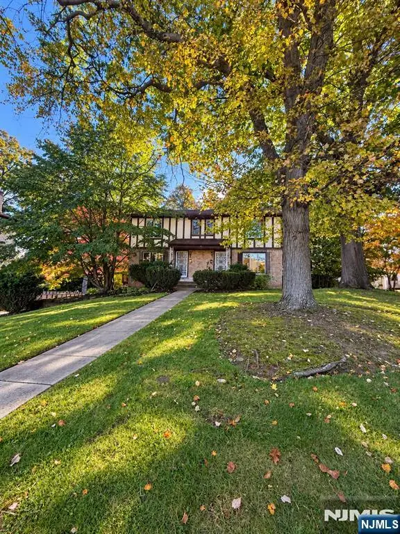 22 Farview Avenue, Paramus, NJ 07652 - #1