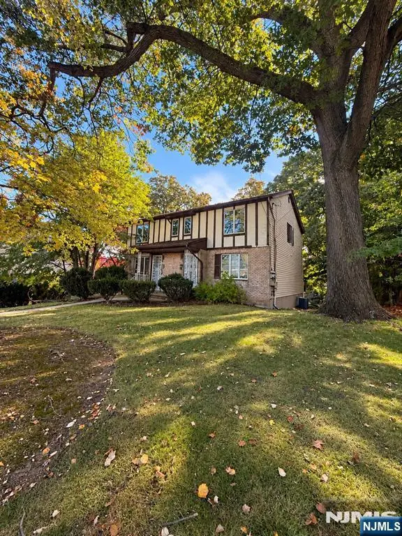 22 Farview Avenue, Paramus, NJ 07652 - #2
