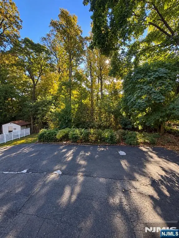 22 Farview Avenue, Paramus, NJ 07652 - #3