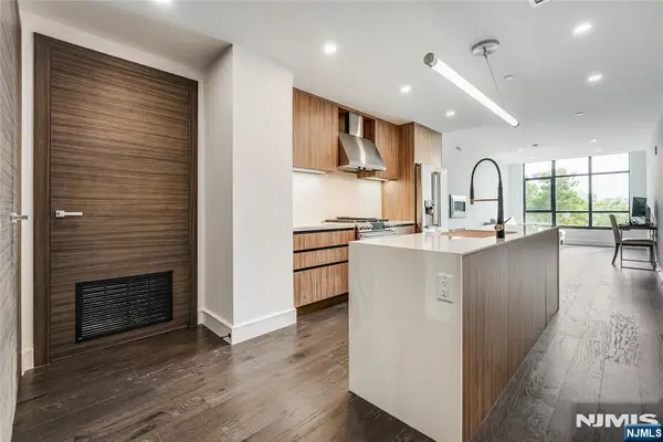 8701 Churchill Road 506, North Bergen, NJ 07047