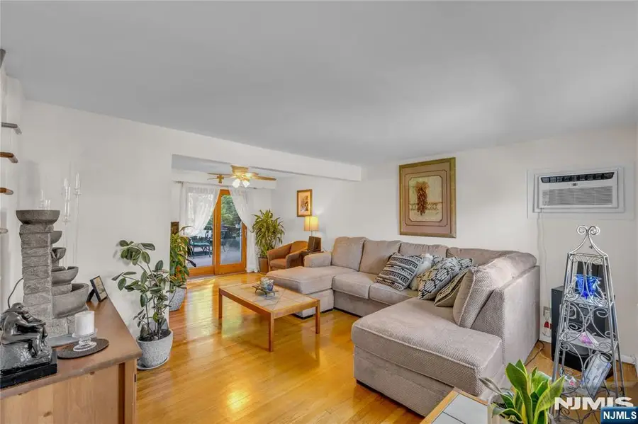 228 Washington Avenue, Elmwood Park, NJ 07407 - #2
