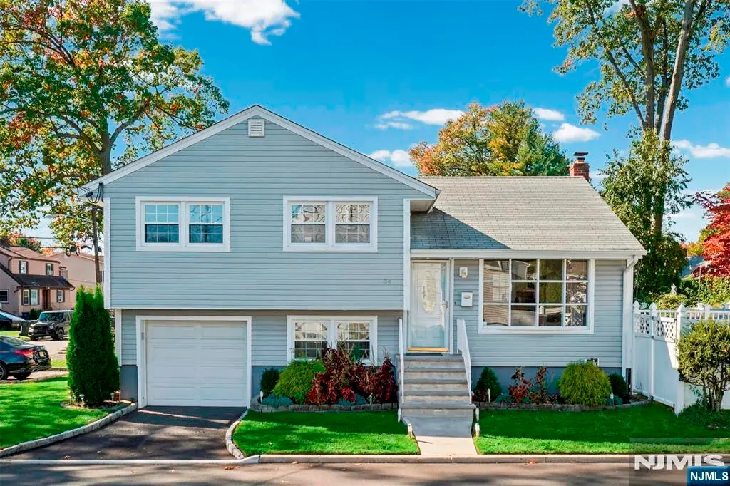 34 Queen Street, Bergenfield, NJ 07621 - #1