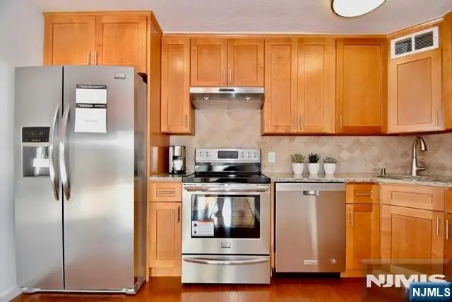 233 12th 2A, Palisades Park, NJ 07650 - #2