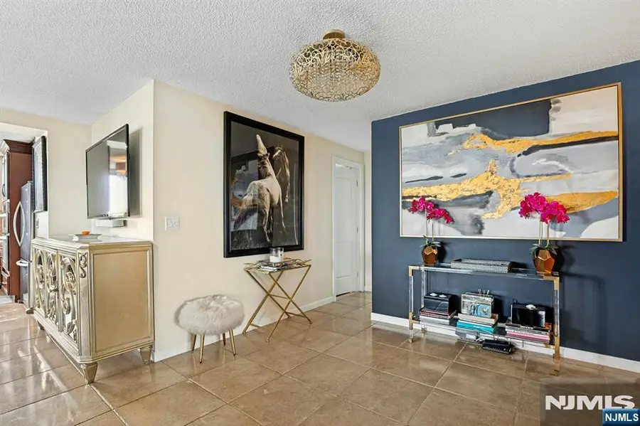160 Overlook 4C, Hackensack, NJ 07601 - #2