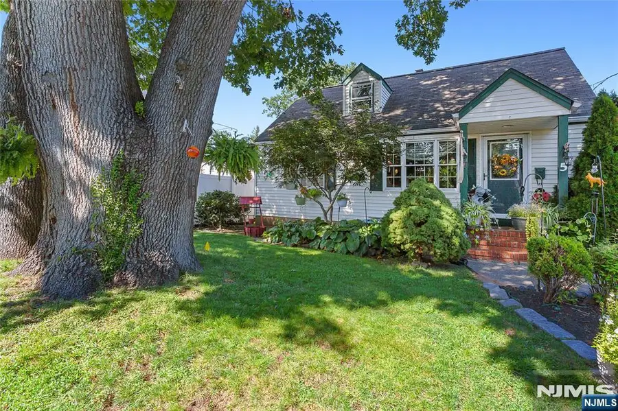 5 English Avenue, Elmwood Park, NJ 07407 - #2