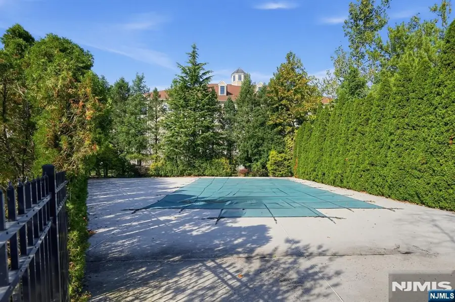 166 Brittany Court, Clifton, NJ 07013 - #2