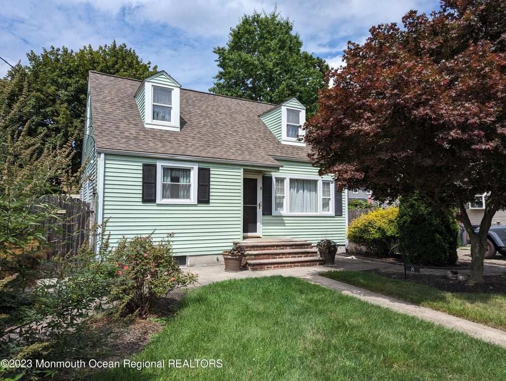 8 Quinn Road, Allentown, NJ 08501 BHGRE