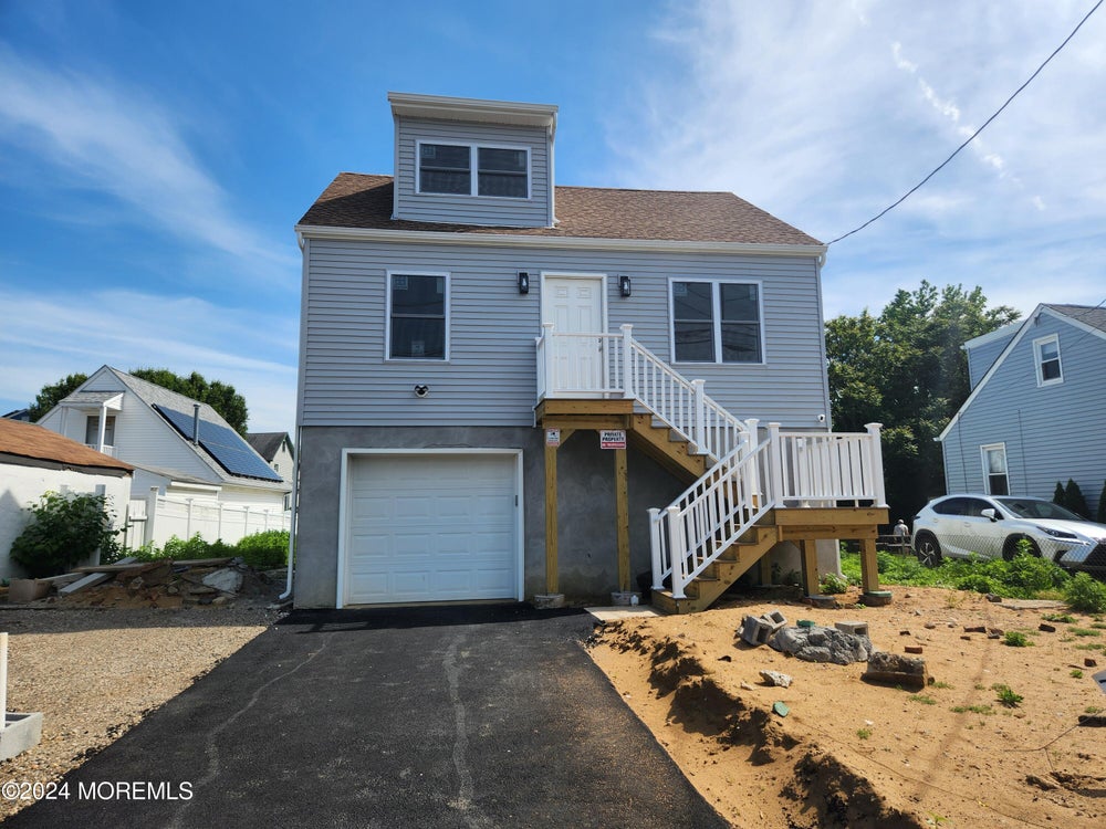 124 Victoria Place, Union Beach, NJ 07735 BHGRE