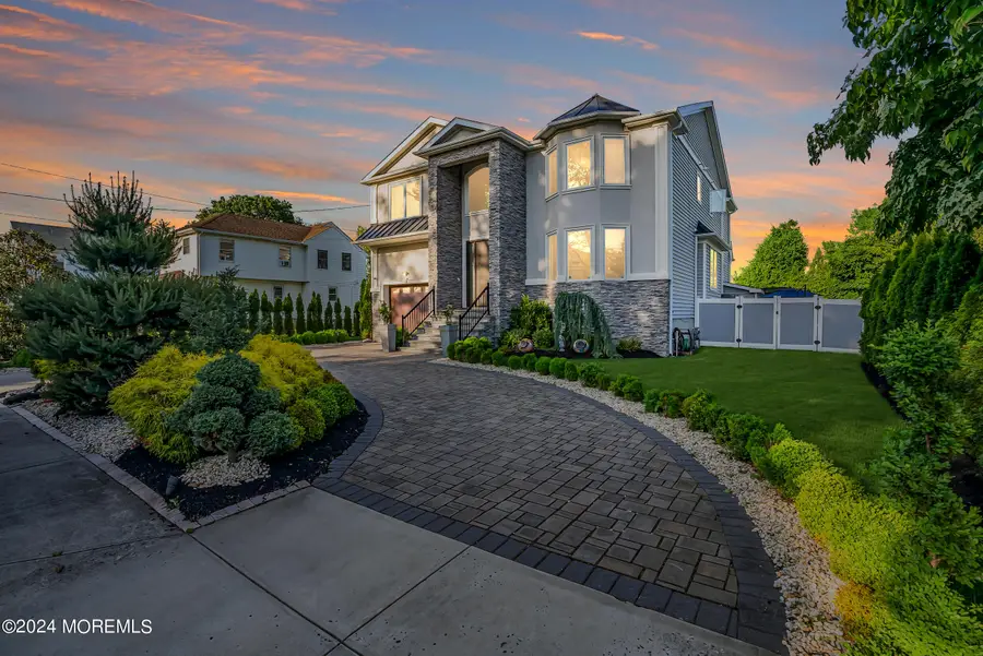 243 Overbrook Avenue, Oakhurst, NJ 07755 - #2