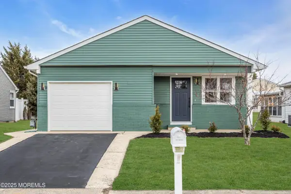 5 Purnell Street, Toms River, NJ 08757