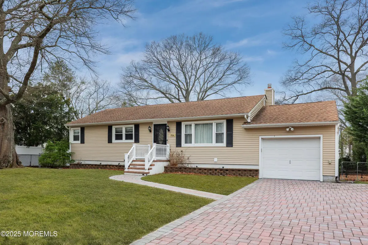 1904 Waverly Street, Oakhurst, NJ 07755 - Image #1