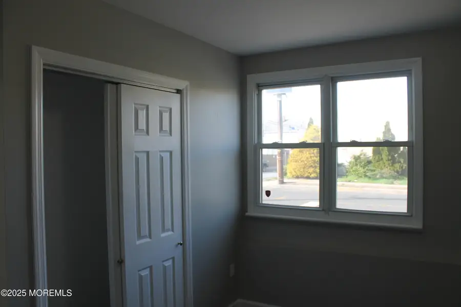 519 Roosevelt Avenue, Carteret, NJ 07008 - Image #2