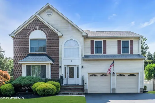 6 Vail Drive, Matawan, NJ 07747
