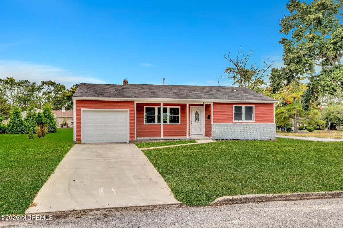 44 Chancellor Court, Toms River, NJ 08757 - Image #1