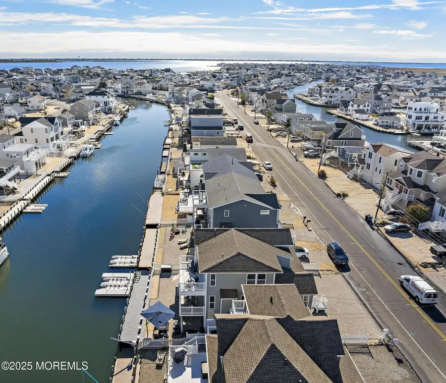 1374 Paul Boulevard, Manahawkin, NJ 08050 - Image #3