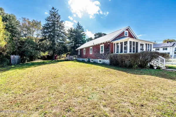 124 Marshall Avenue, Tuckerton, NJ 08087