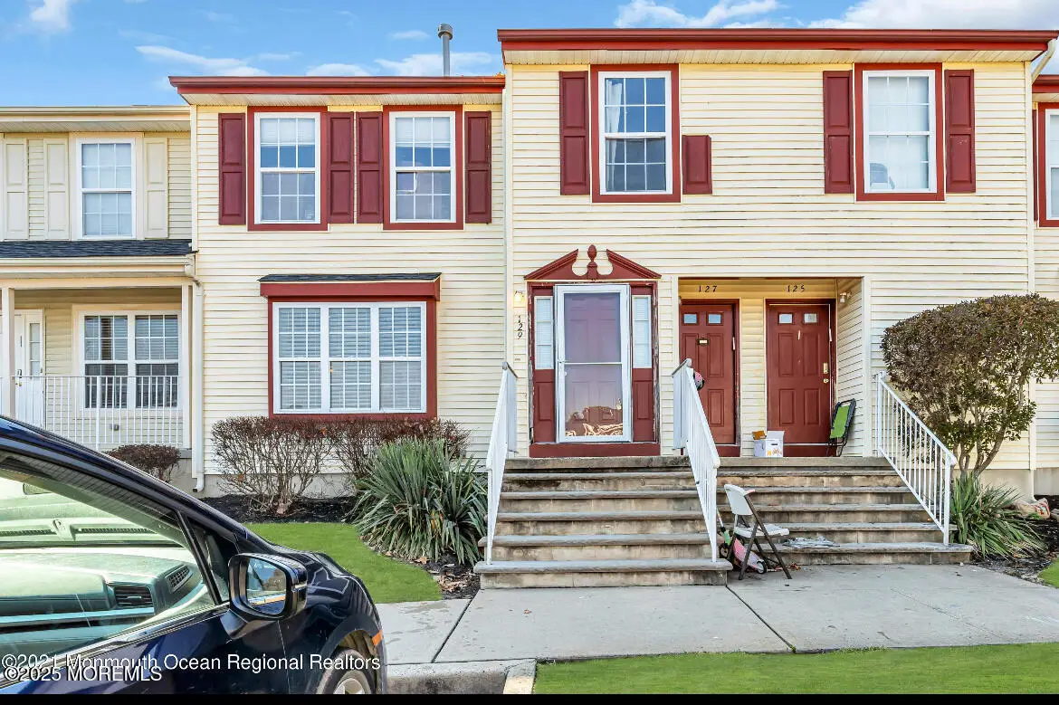 129 Liverpool Court, Lakewood, NJ 08701 - Image #1