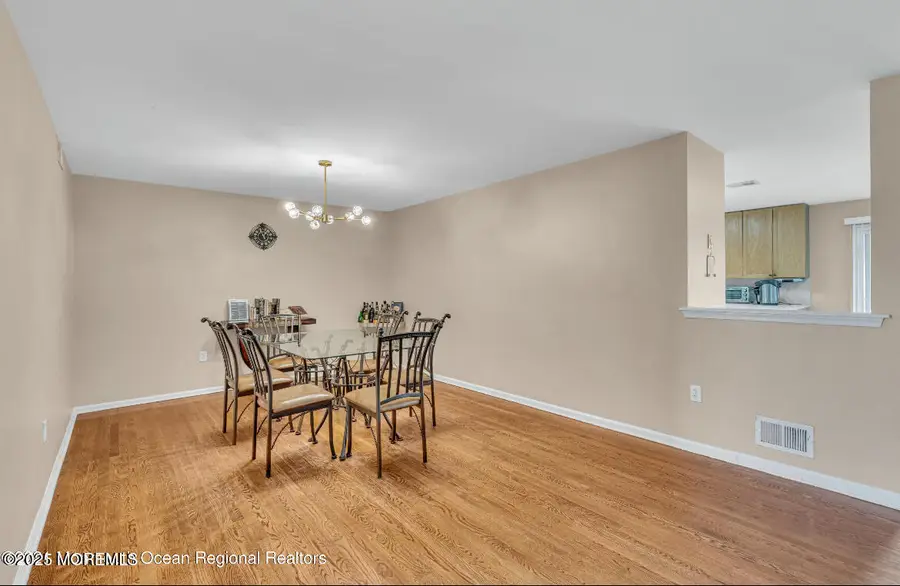 129 Liverpool Court, Lakewood, NJ 08701 - Image #3