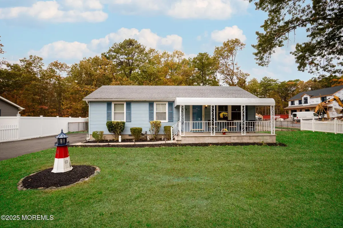 704 Dunedin Street, Toms River, NJ 08753 - Image #1