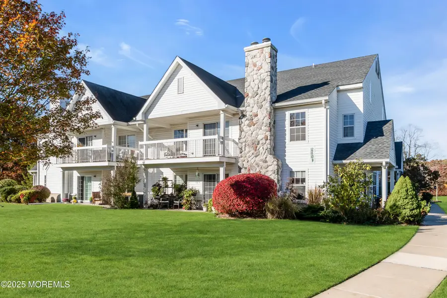 9 Des Moines Court, Tinton Falls, NJ 07712 - Image #2