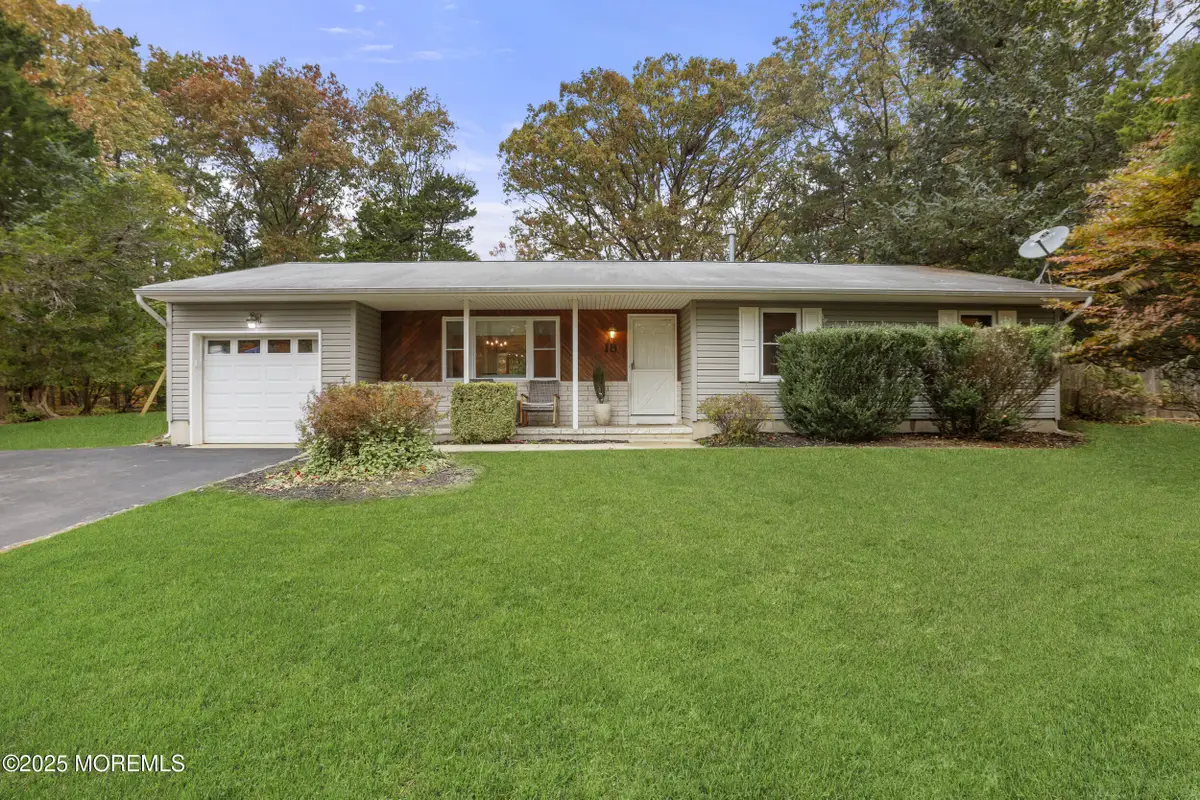 18 Kevin Court, Jackson, NJ 08527 - Image #1