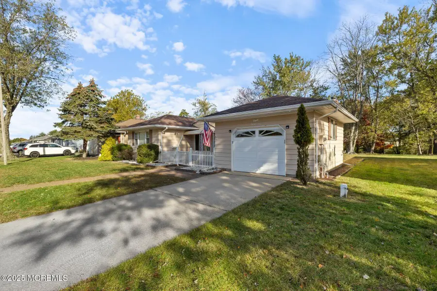 26 Fort De France Avenue, Toms River, NJ 08757 - Image #2