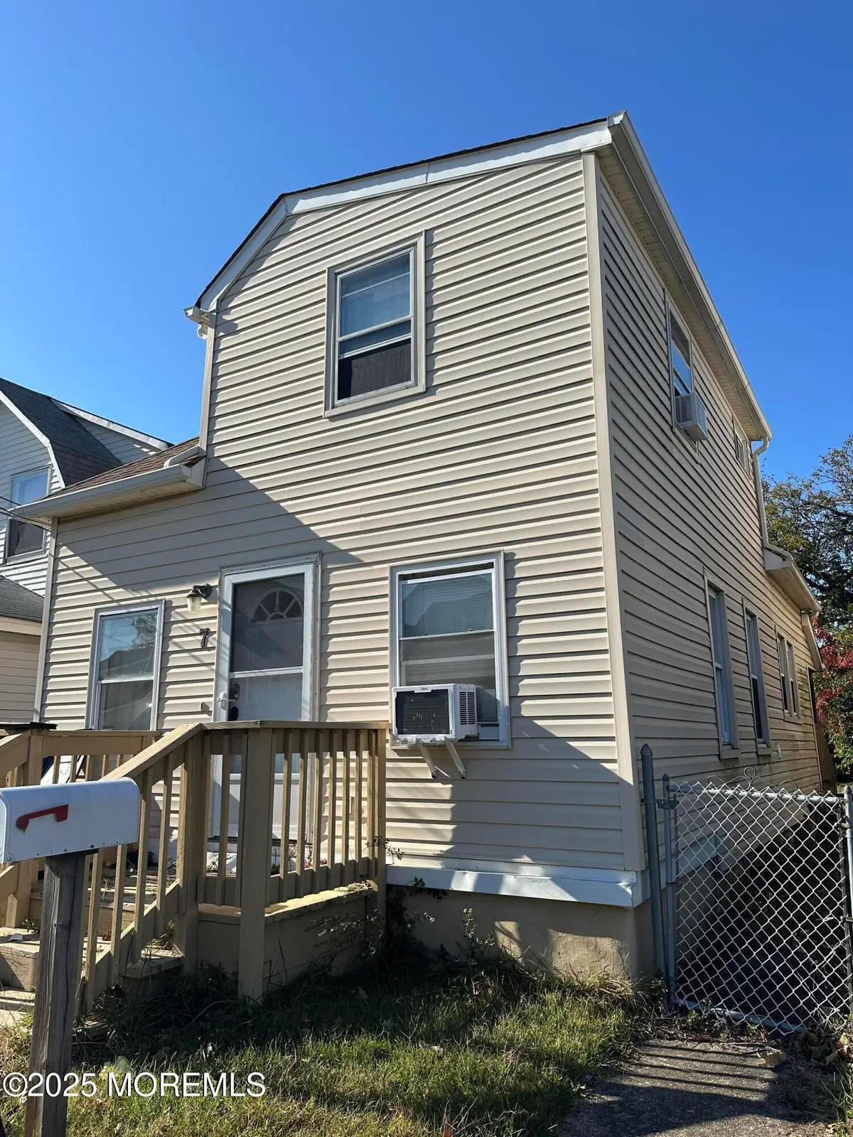 7 Seaview Avenue, Keansburg, NJ 07734 - Image #1