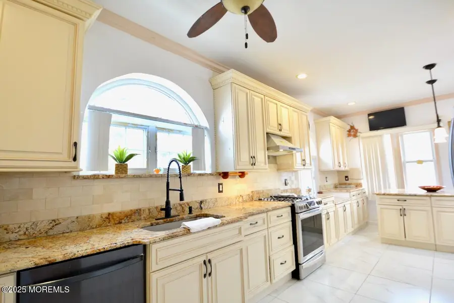 89 Rose Street, Wood Ridge, NJ 07075 - #3