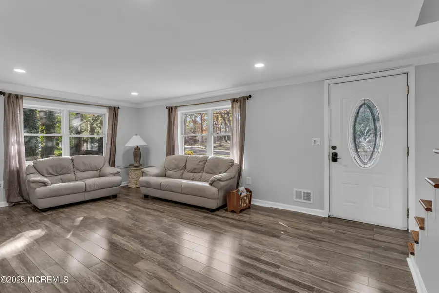 927 Indian Hill Road, Toms River, NJ 08753 - Image #3