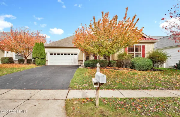 27 Mission Way, Barnegat, NJ 08005