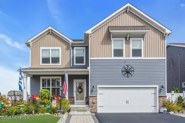 138 Bradshaw Drive, Manahawkin, NJ 08050