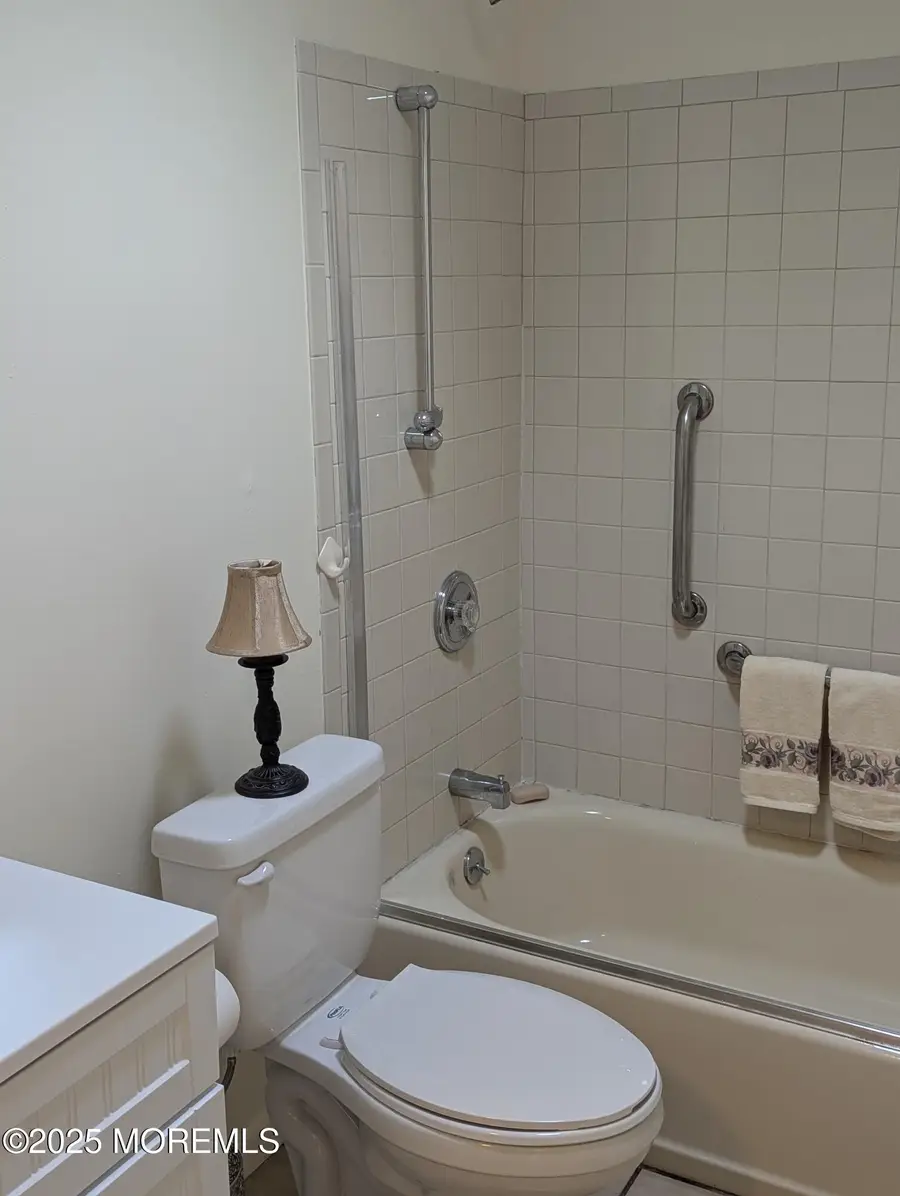 160D Gramercy Court, Lakewood, NJ 08701 - Image #3