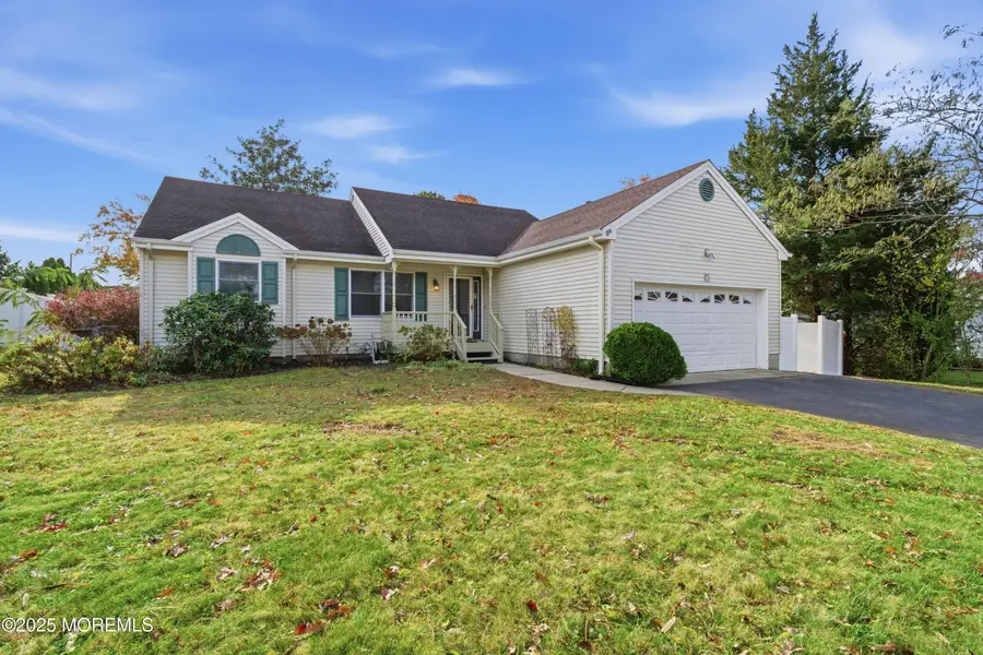 225 Yeoman Road, Manahawkin, NJ 08050 - Image #2