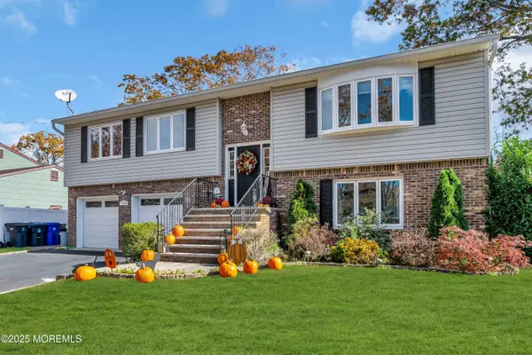 1123 Kenton Drive, Toms River, NJ 08753