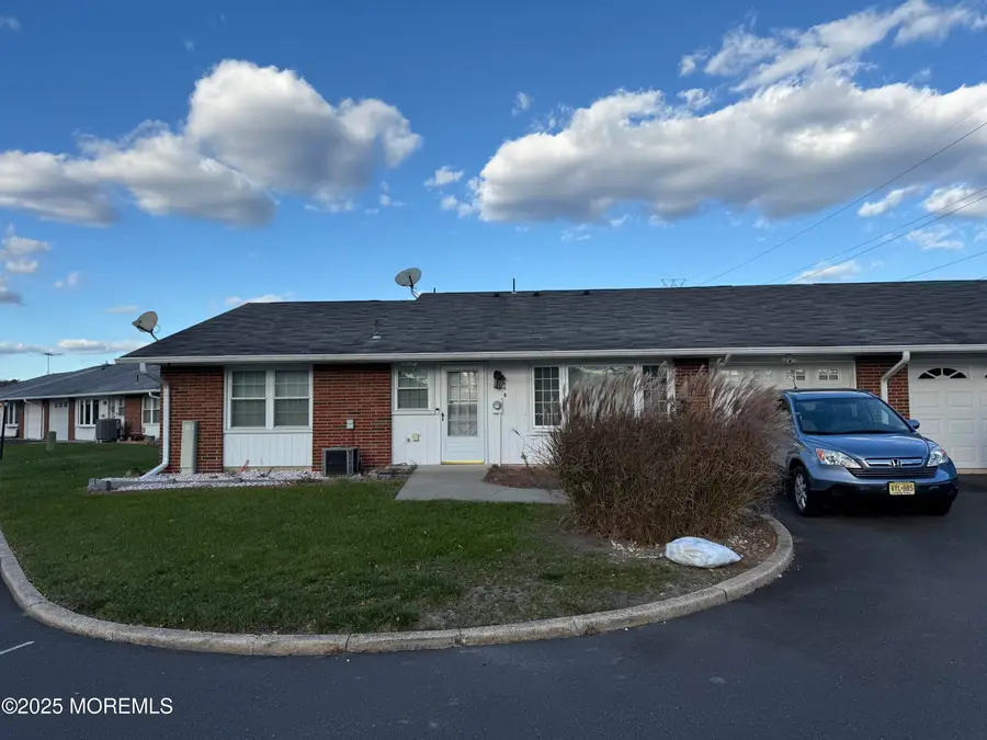 346B Dorchester Drive, Lakewood, NJ 08701 - Image #2