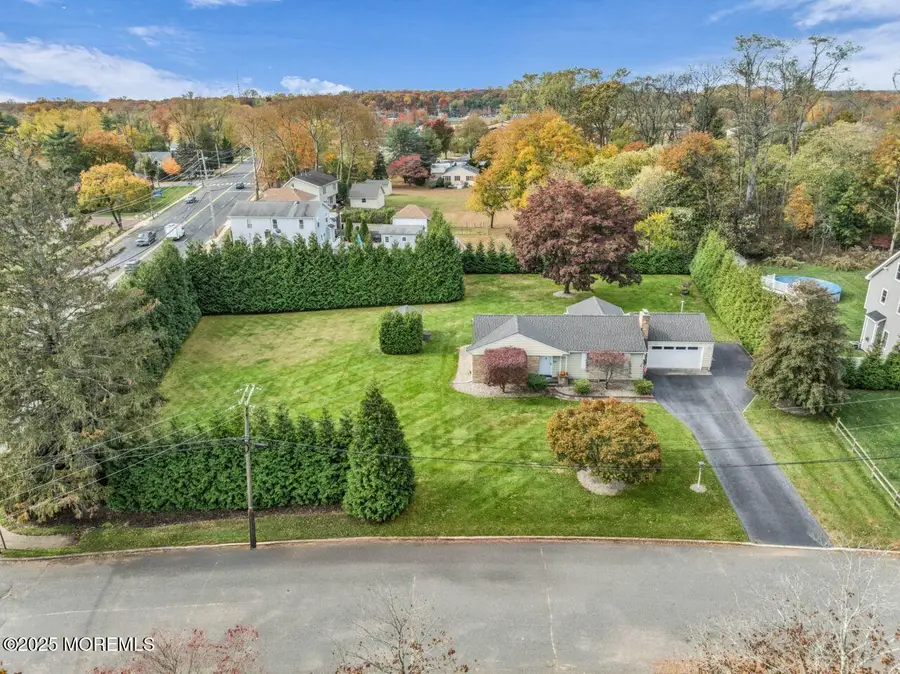 201 Dogwood Lane, Lincroft, NJ 07738 - Image #2