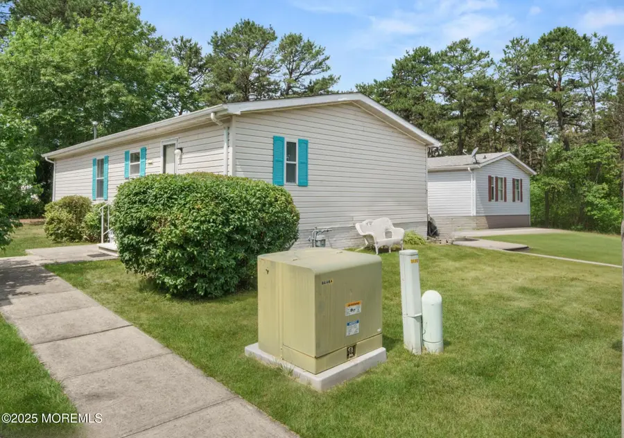 211 Holly Court, Whiting, NJ 08759 - Image #2